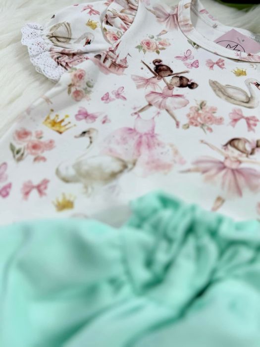 Wyprzedaż!Zula Handmade bluzka w baletnice i łabędzie koronka 86 cm