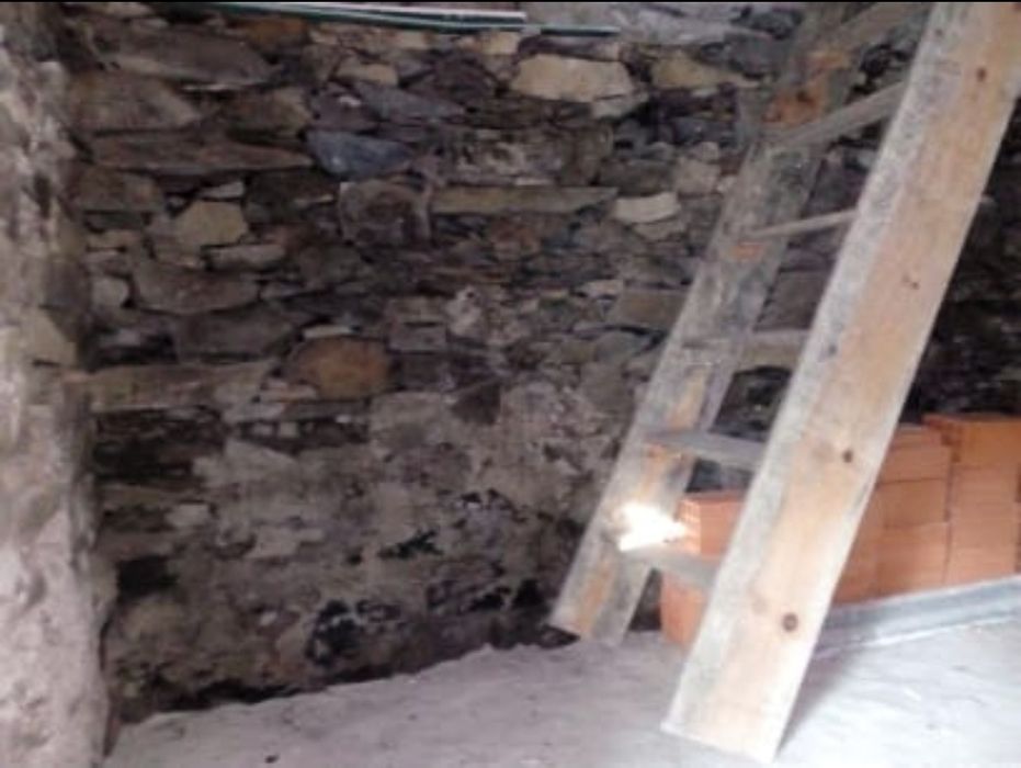 Moradia T3 com terreno total 197 m2