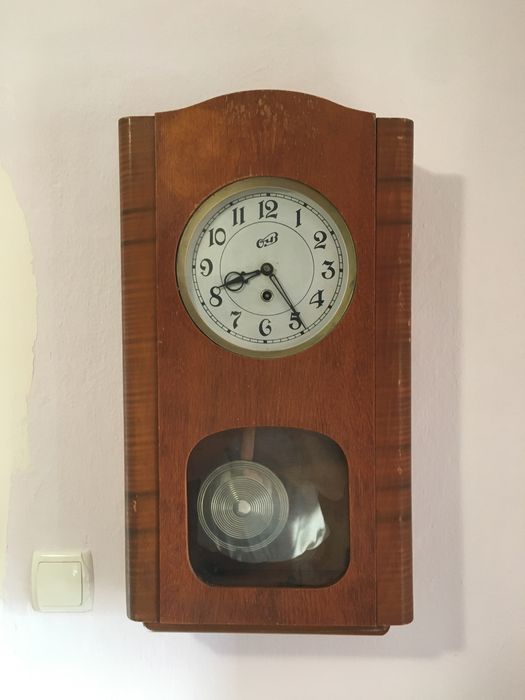 Годинник настінний