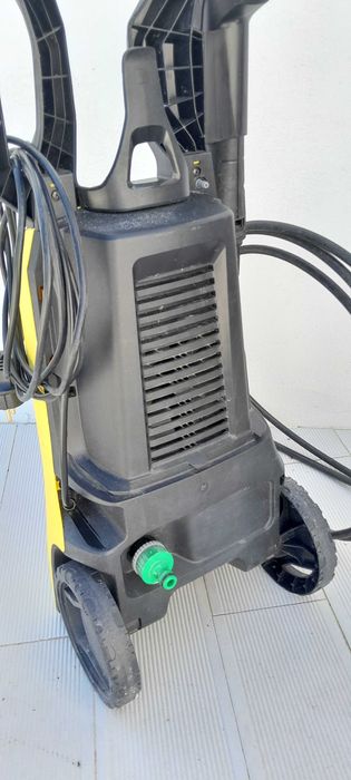 Máquina de Lavar a Pressão Kärcher K4 Universal
