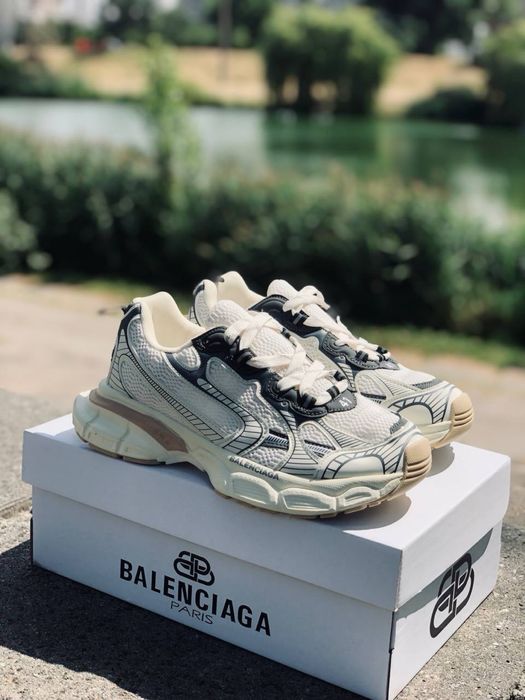 Balenciaga мужские / мало размеров/кожаные кроссовки со скидкой сезона