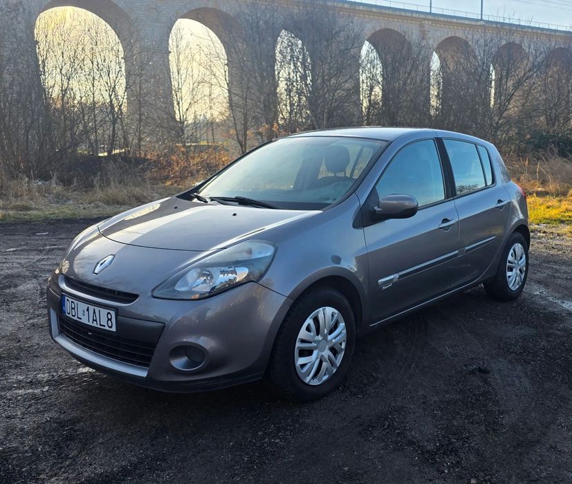 Renault Clio 11rok Lift 1.2 benz 16V 5drzwi ,klima
