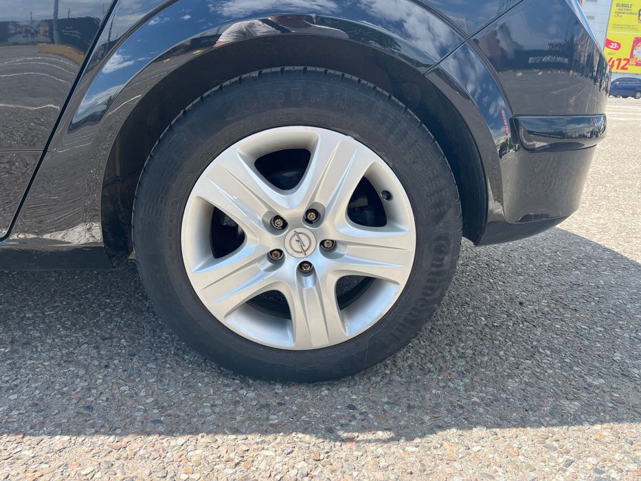 Авто Opel Astra H