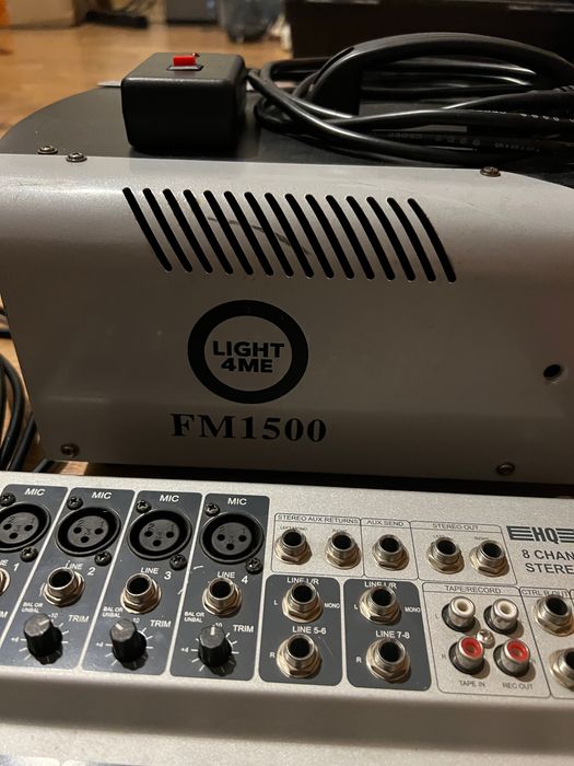 DJ zestaw - dymiarka, mikrofony, kable, inne