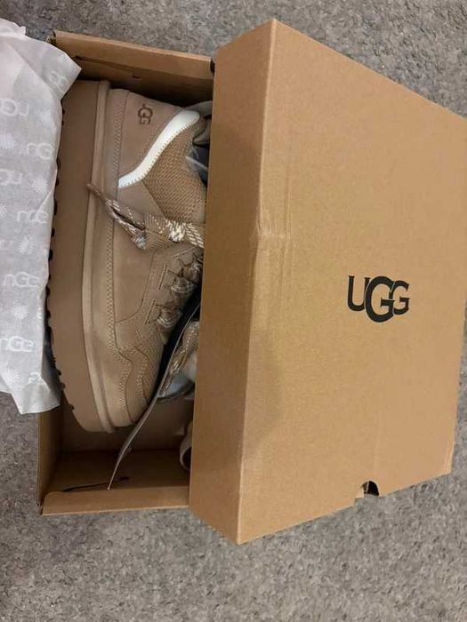 UGG Lowmel Sand r.38