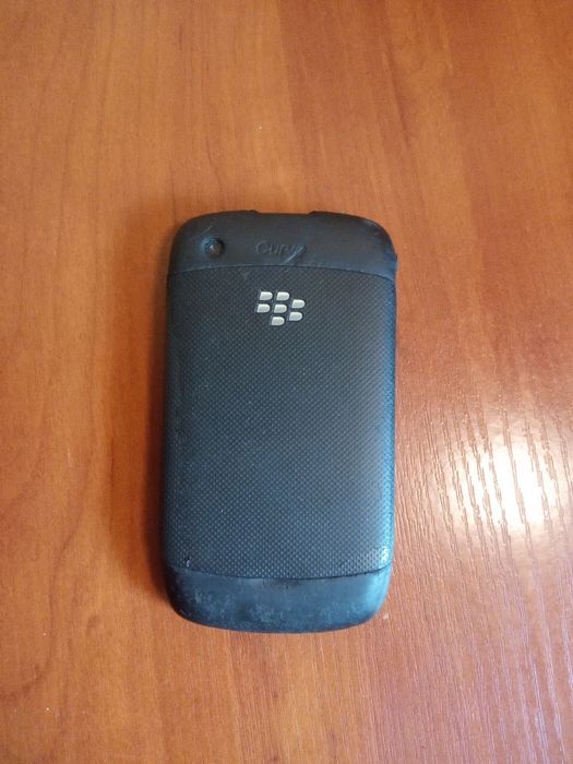 Телефон Blackberry Curve 8900