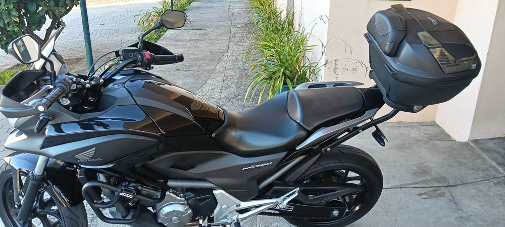 Honda NC 700 de 2013 impecável