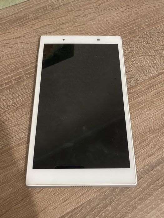 Планшет Lenovo б/у