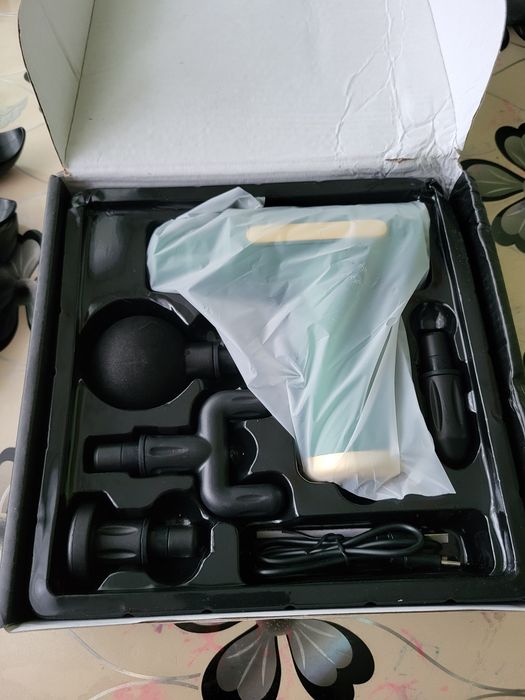 Масажер для тіла