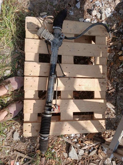 Рейка рульова Audi A6C5 2,5d мех