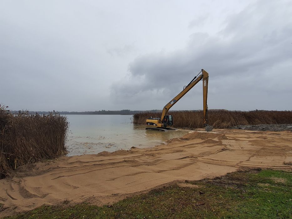 Roboty ziemne Kopanie stawy wykopy pogłebianie skarpowanie  plaże wyci
