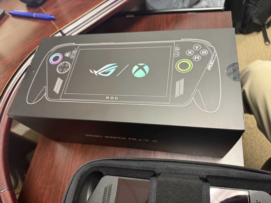 ASUS ROG Xbox Ally X 7” AMD Ryzen AI Z2 Extreme 24GB RAM 1TB c/ mala oficial
