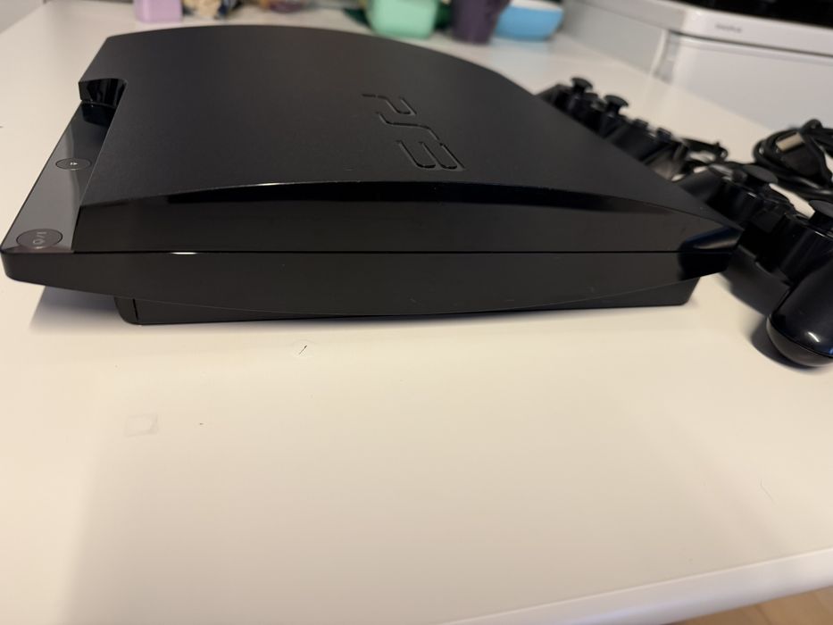 Игровая приставка PlayStation 3 Slim 120GB + 2 геймпада