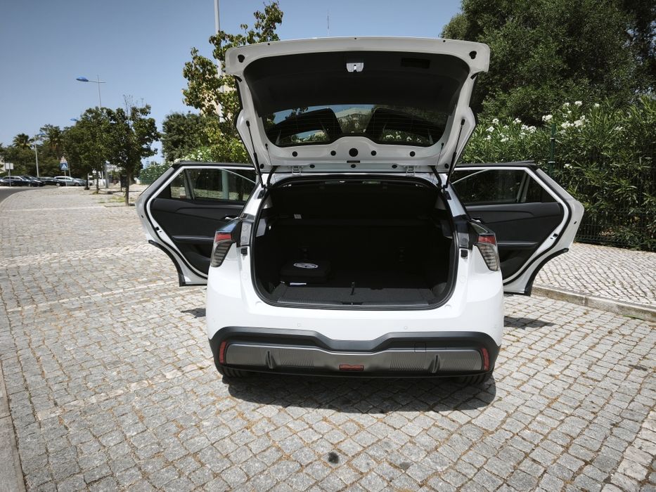 MG4 Luxury 64 kWh  2026  39kms