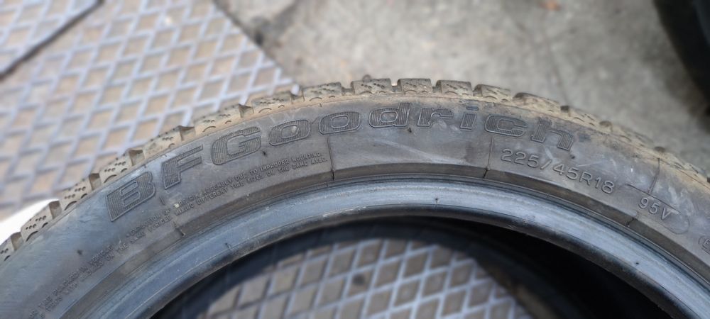 opony zimowe 225x45x18 BFGOODRICH 2szt 400zł 2016