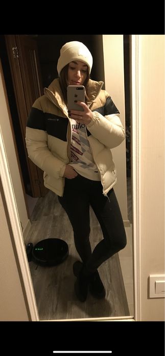 Продам женскую куртку