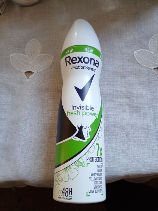 Nowy dezodorant Rexona invisible damski 150 ml