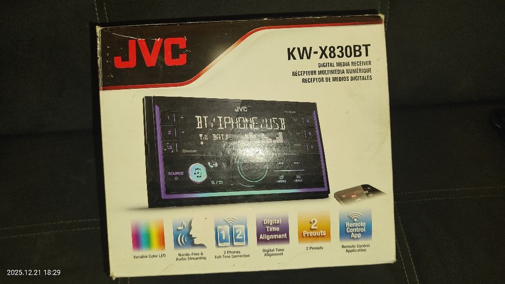Odbiornik multimedialny Bluetooth JVC KW x830bt
