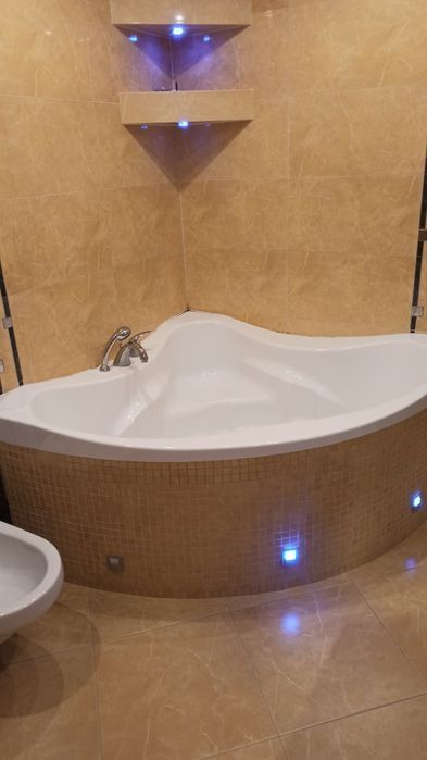Sprzedam dom blisko centrum 175m2.+garaż 90m2.Chojnice