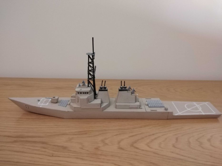 Barco de guerra em cartão