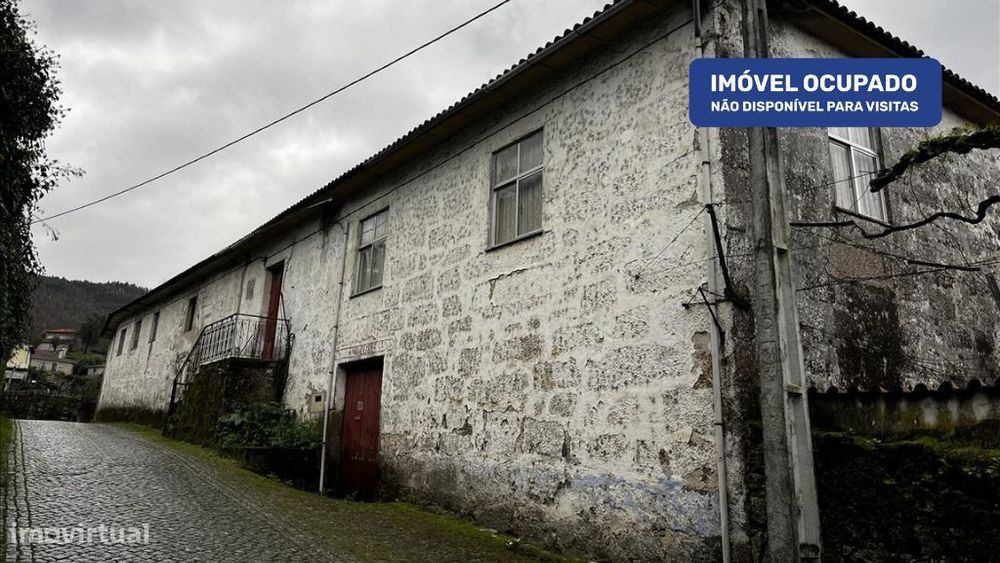 Moradia em São Jorge de Rei, na Póvoa do Lanhoso