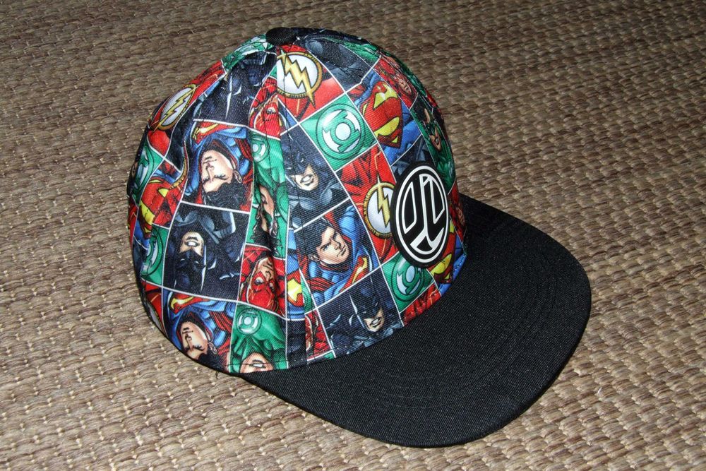 Czapka Liga sprawiedliwości rozm. 52cm