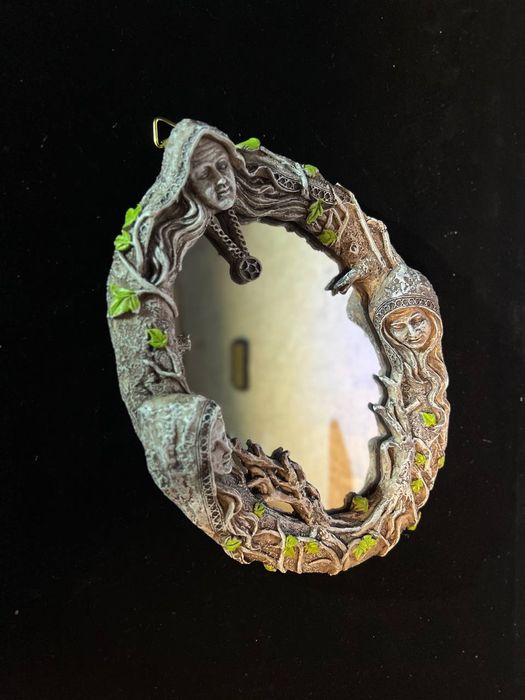 Езотеричні статуетки, вівтарні