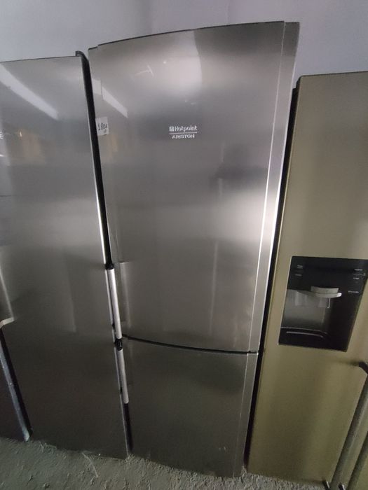 Frigorífico Hotpoint Cinzento