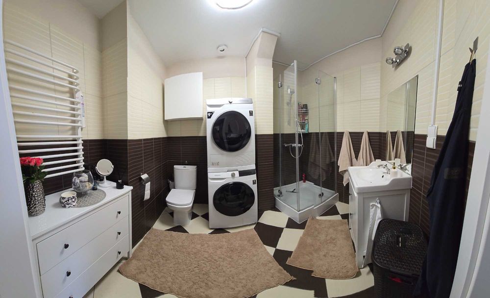 Przestronne 4 pokojowe mieszkanie z klimatyzacją