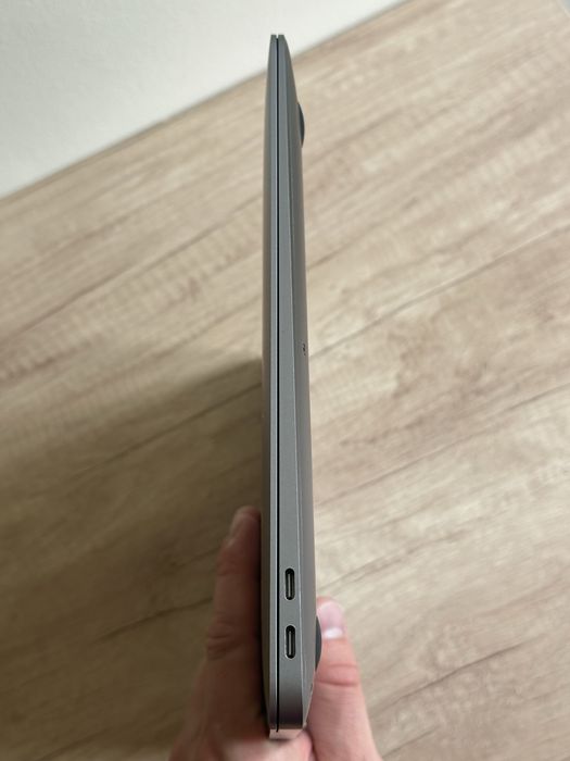 MacBook Air 13" M1 / 16GB RAM / 512GB SSD / Bateria 96% / Stan BDB