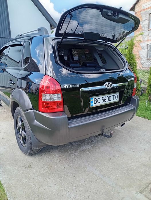 Хундай туксон 2.0  газ бензин