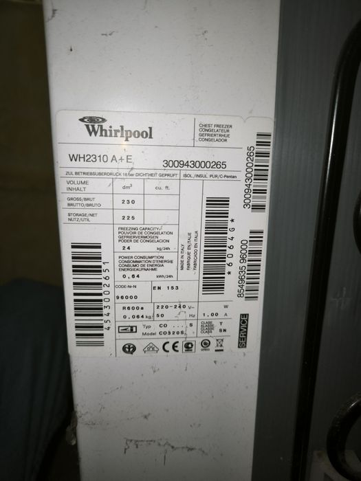 Arca congeladora horizontal Whirlpool 230L (6° sentido)