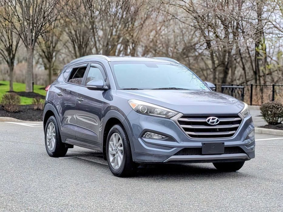 Hyundai Tucson      2016