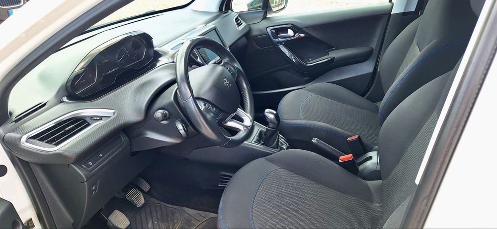 Peugeot 208 1.5 Diesel