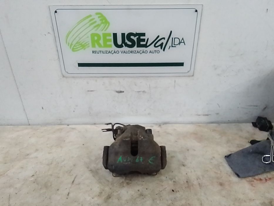 Pinça travão / maxila de travão frente esquerda AUDI A4 (8EC, B7)