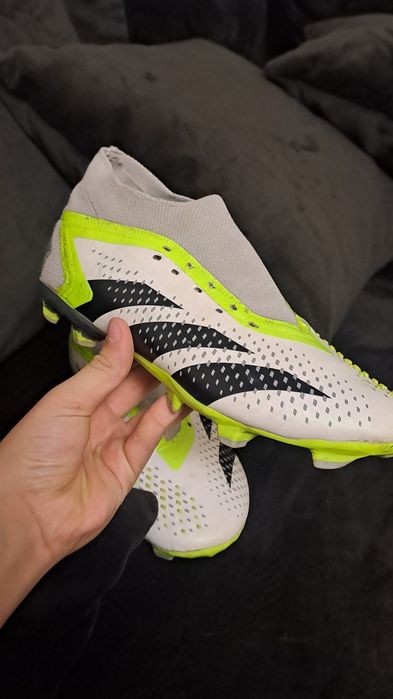 Футбольні бутси Adidas Predator
