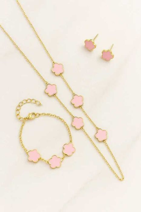 Conjunto Fio + Pulseira + Brincos Dourado com Flores Rosa