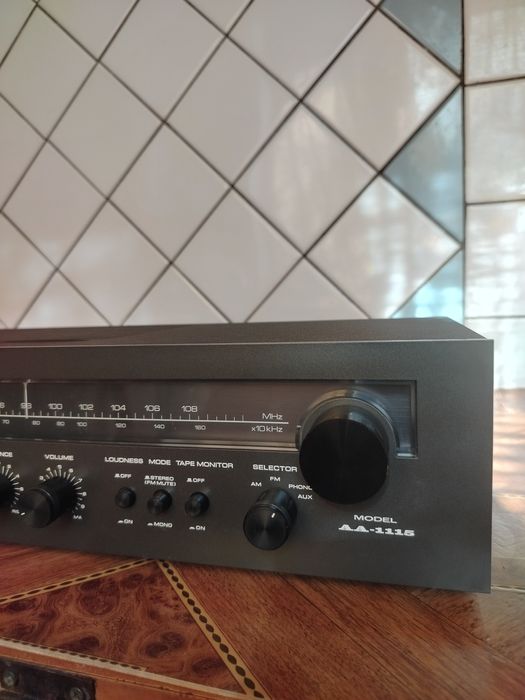 Ресивер Akai AA-1115
