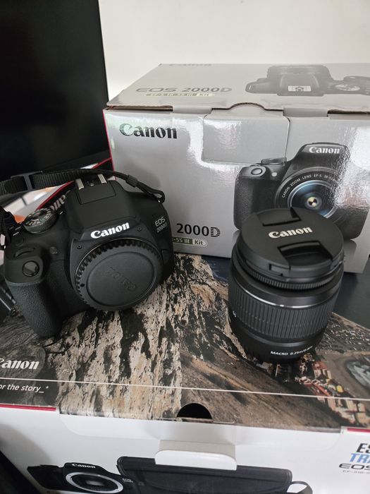 Kit Máquina Fotográfica CANON EOS 2000D