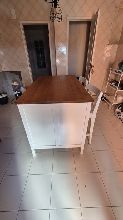 Ilha Cozinha Ikea Tornviken + cadeiras