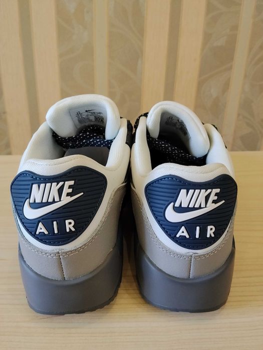 Кросівки Nike Air Max 90 Lahar чорні з синім (42), 27.5 см.
