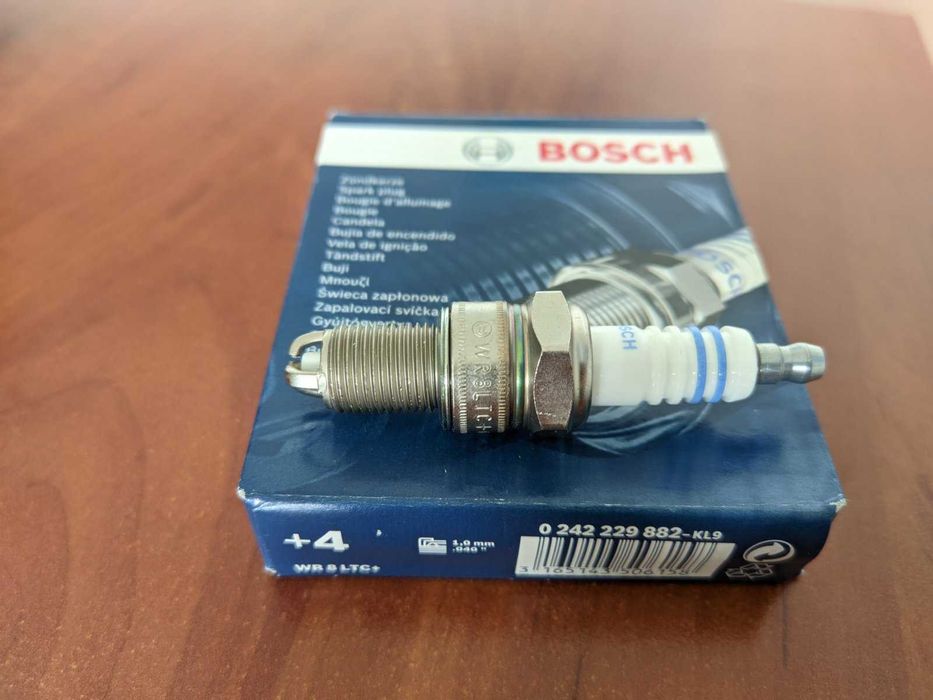Свічка запалювання Bosch Standard Super WR8LT+ (к-т 4шт