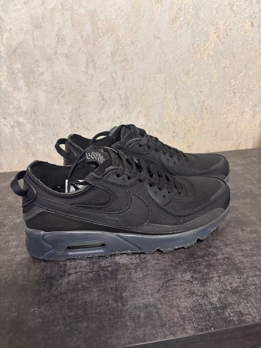 Продам чоловічі кросівки Nike AirMax