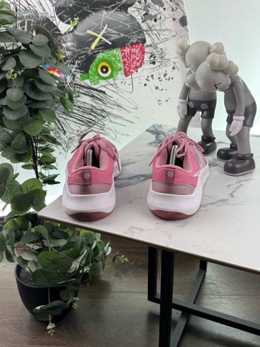 Кросівки Nike Legend Essential 44 розмір Е10084