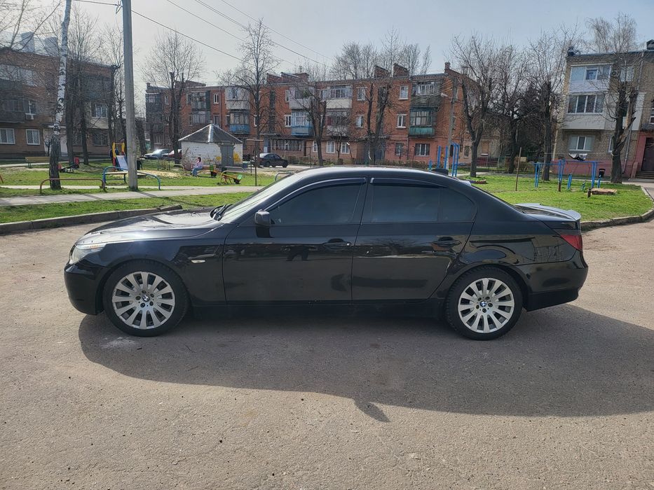 Продам BMW E60 5-серія 2,2л.2004
