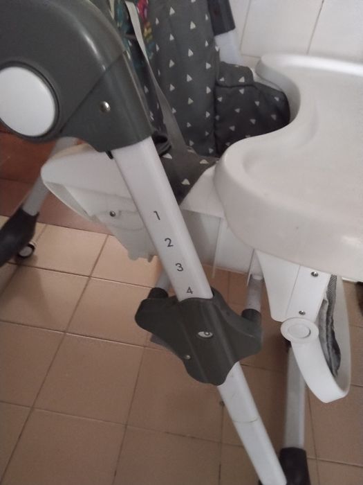 Cadeirão de alimentação baby