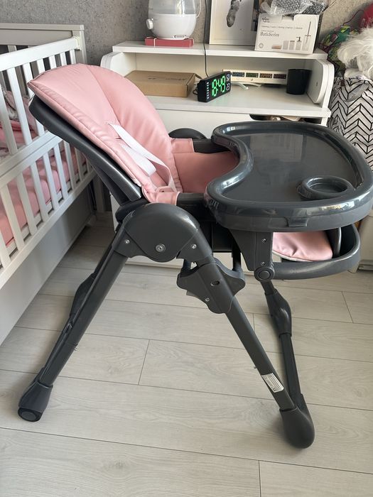 Стільчик для годування