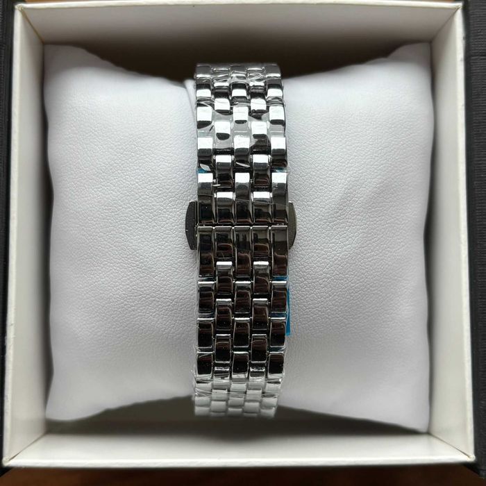 Хіт! Жіночий годинник Cartier  на браслеті срібного кольору