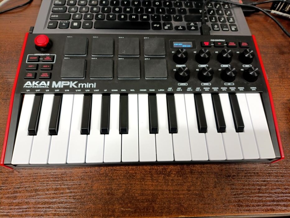 Klawiatura sterująca Akai MPK mini MK3