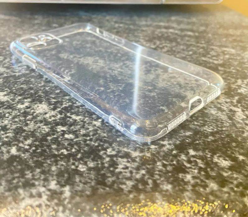 Прозрачный силиконовый чехол для iPhone 11